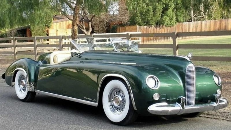 Click to Enlarge-Esc to Close myimgs/ArtDecoCars1937-60/1950s Gladwin Maverick.jpg